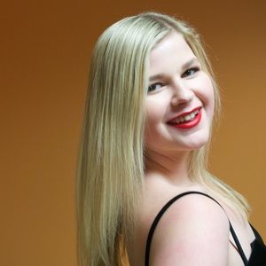 Meet your Posher, Victoria